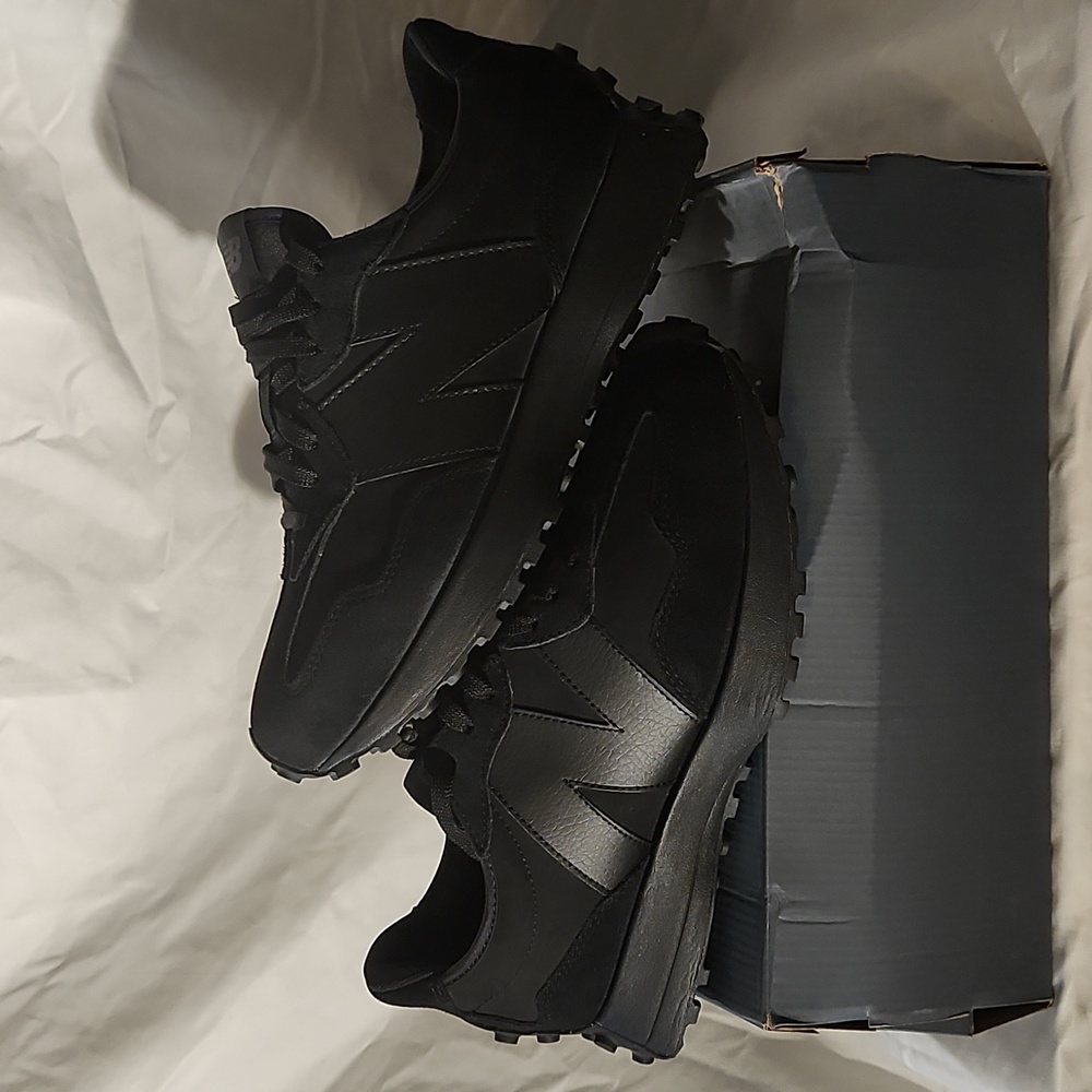 NEW BALANCE 327